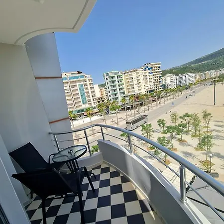 Elad In Lungomare Appartement Vlorë