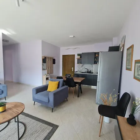 Elad In Lungomare Apartment