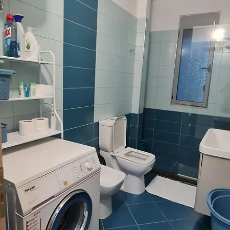 Elad In Lungomare Vlorë