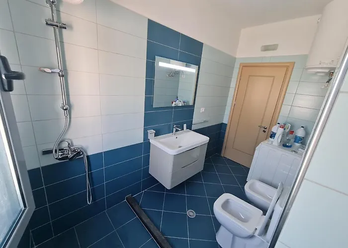 Elad In Lungomare Wlora