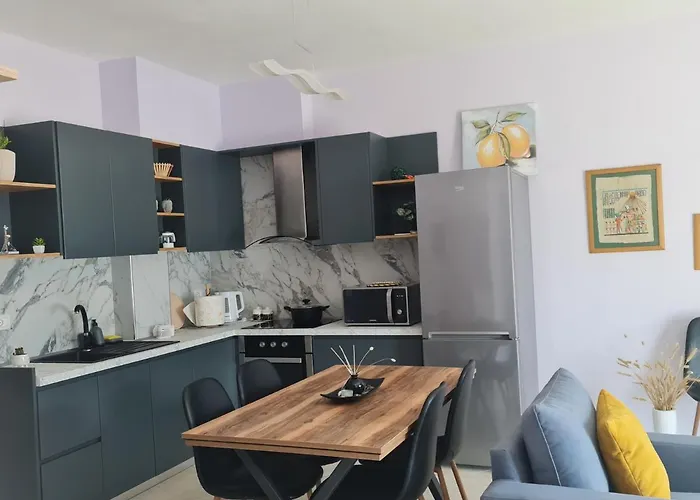 Elad In Lungomare * Wlora